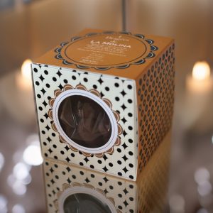 La Molina chocolate-coated almonds